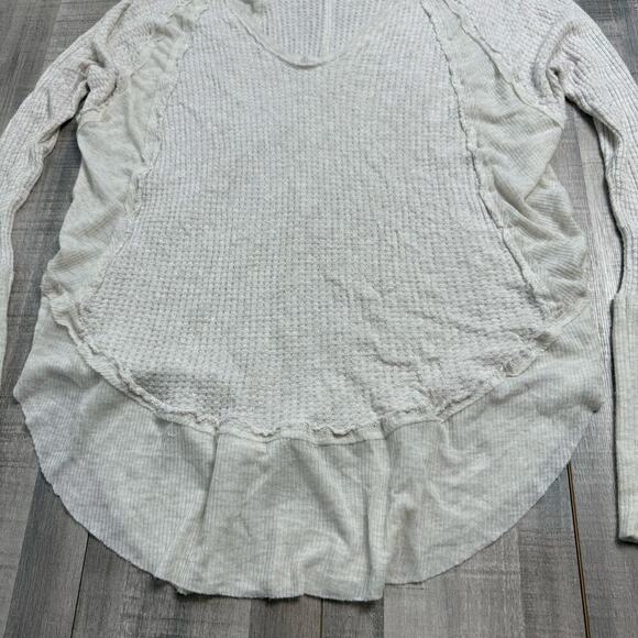 We the Free Calatina Heather Gray Thermal LS Top Medium Stretchy Bohemian V-neck - Picture 4 of 12